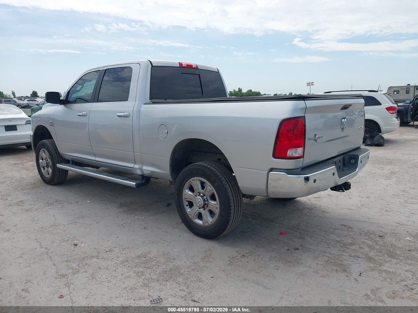 Vin: 3c6ur5dl2jg102722, lot: 46018014, ram 2500 lone star  4x4 6'4 box 20183