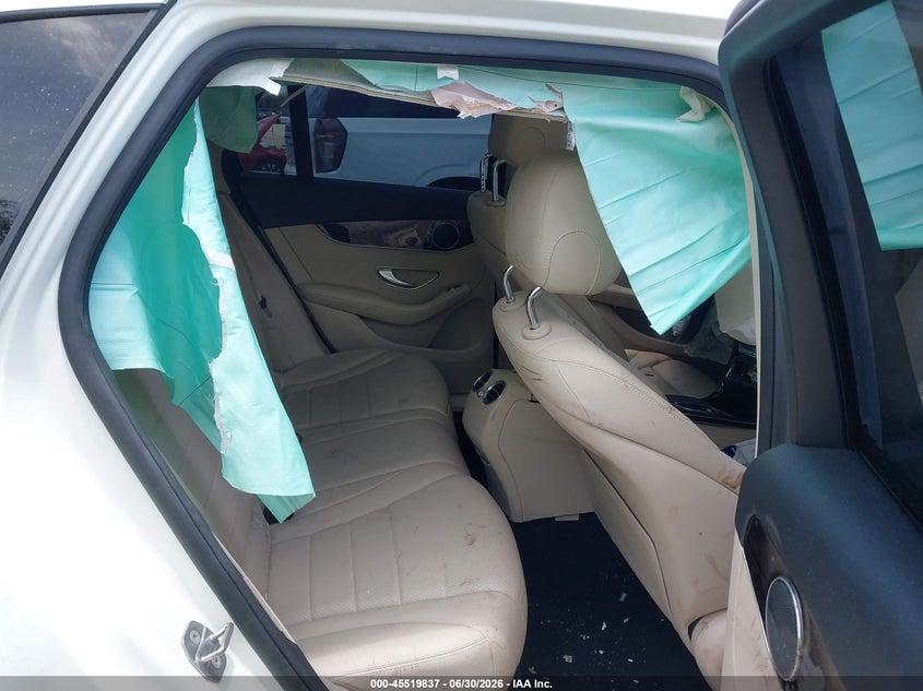 2020 MERCEDES-BENZ GLC 300 auction photo 8