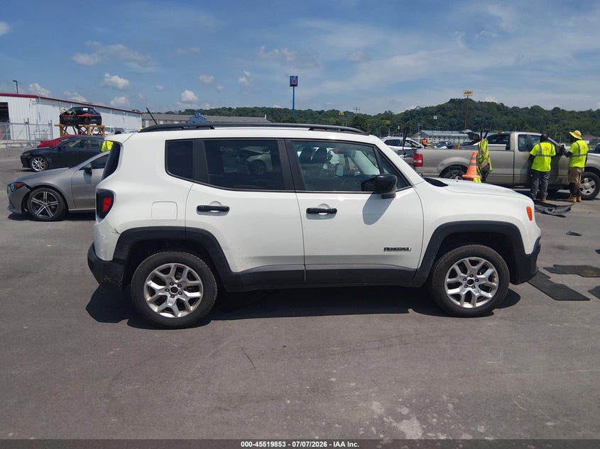 2017 Jeep Renegade Latitude 4X4 VIN: ZACCJBBB8HPG36272 Lot: 45519853
