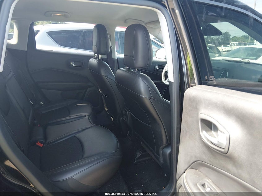 2019 JEEP COMPASS auction photo 8