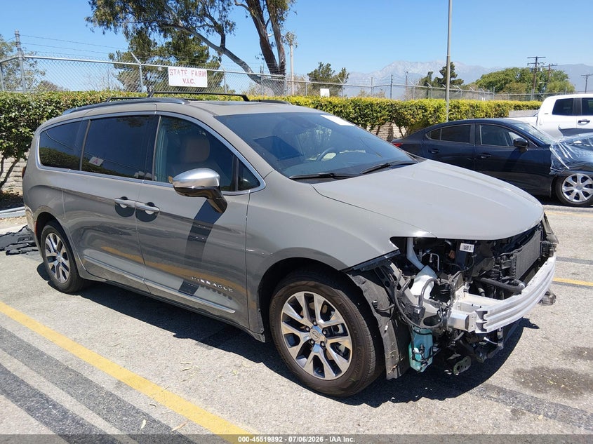 2023 Chrysler Pacifica