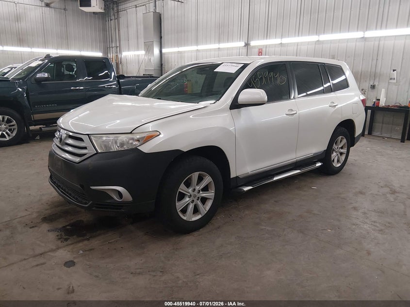 Vin: 5tdzk3eh8cs070963, lot: 46018156, toyota highlander base v6 20122