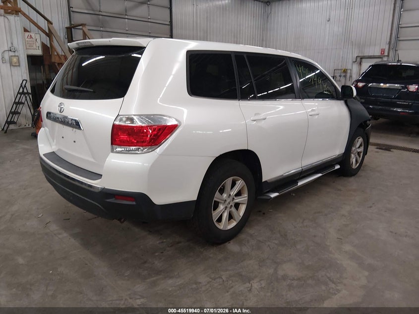 Vin: 5tdzk3eh8cs070963, lot: 46018156, toyota highlander base v6 20124
