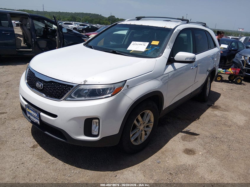 2014 Kia Sorento, Левый бок, IAAI, VIN 5XYKT3A66EG530611 — фото 2