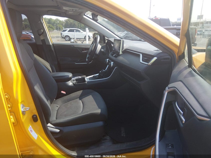 AtlanticExpress - Toyota RAV4 Hybrid