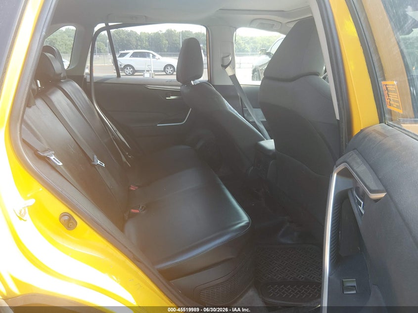 AtlanticExpress - Toyota RAV4 Hybrid