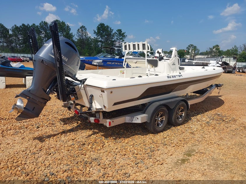 2017 SKEETER SX230 auction photo 4