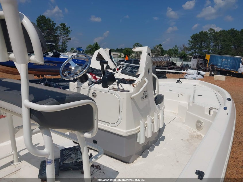 2017 SKEETER SX230 auction photo 5