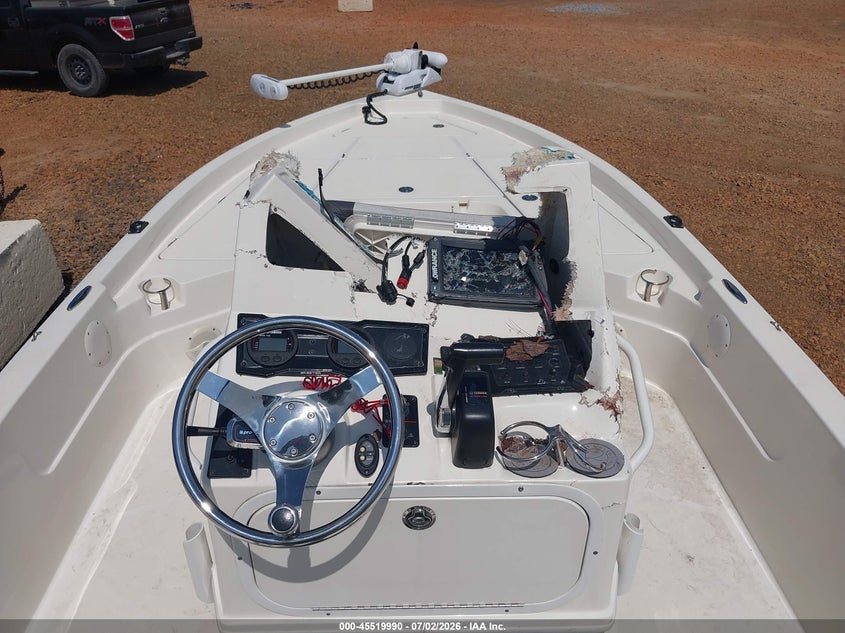 2017 SKEETER SX230 auction photo 6