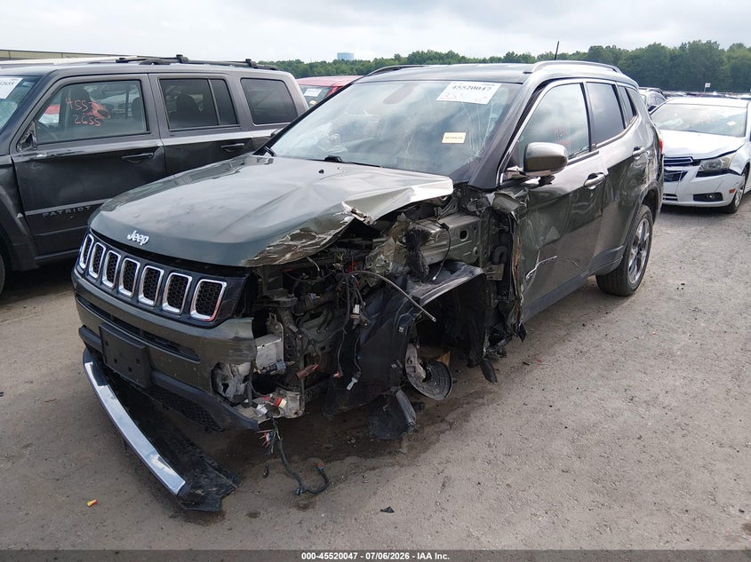 2018 JEEP COMPASS auction photo 2