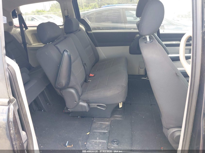 2008 DODGE GRAND CARAVAN auction photo 8