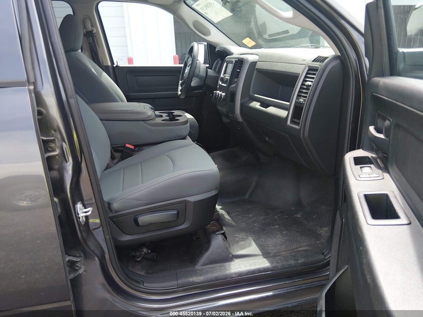 2017 RAM 1500 auction photo 5