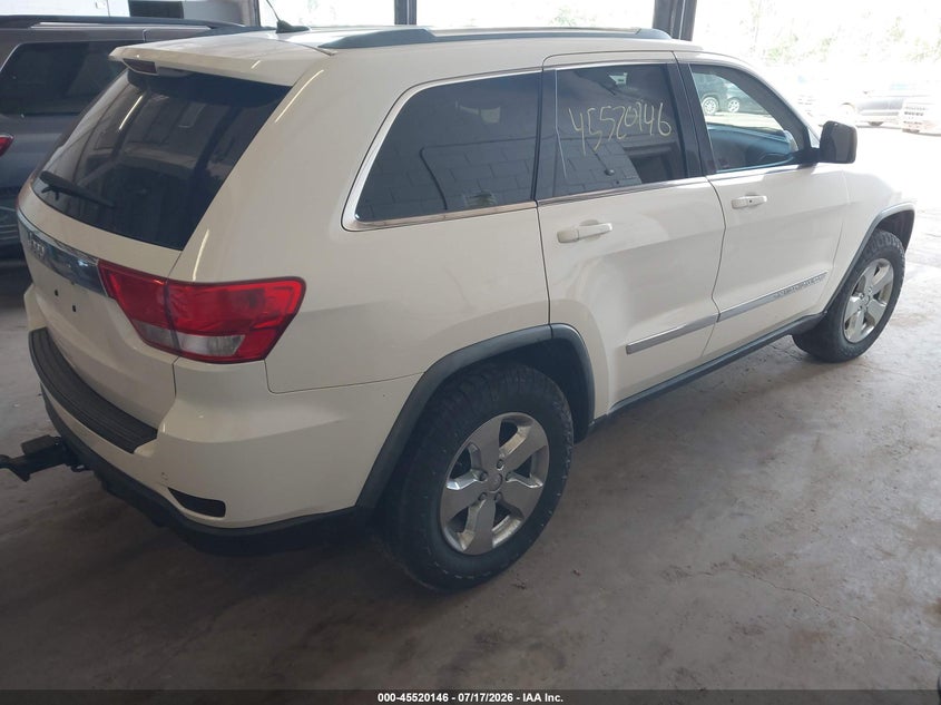 Vin: 1j4rr4gt5bc542016, lot: 46018362, jeep grand cherokee laredo 20114