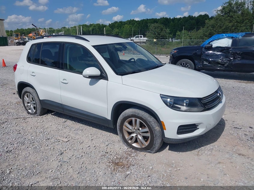 2016 VOLKSWAGEN TIGUAN auction photo 1