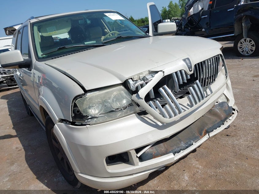2006 Lincoln Navigator Luxury/Ultimate VIN: 5LMFU27566LJ21613 Lot: 45520190