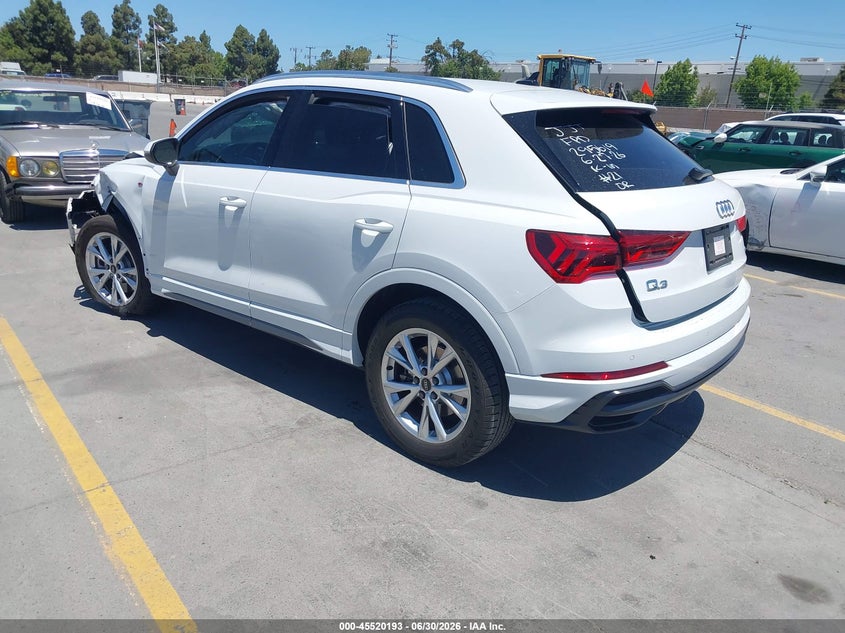 2022 AUDI Q3 auction photo 3