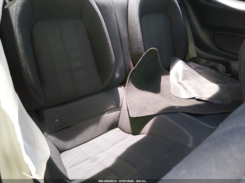 2021 FORD MUSTANG auction photo 8