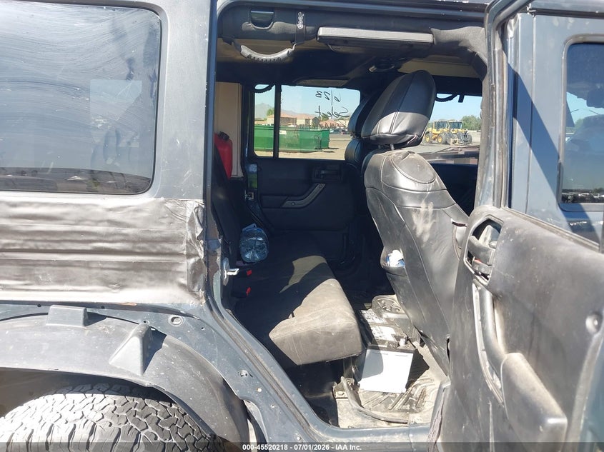 AtlanticExpress - Jeep Wrangler Unlimited