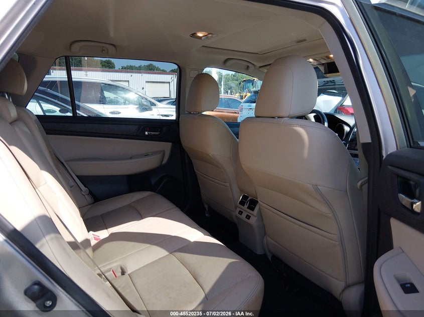 2017 SUBARU OUTBACK auction photo 8