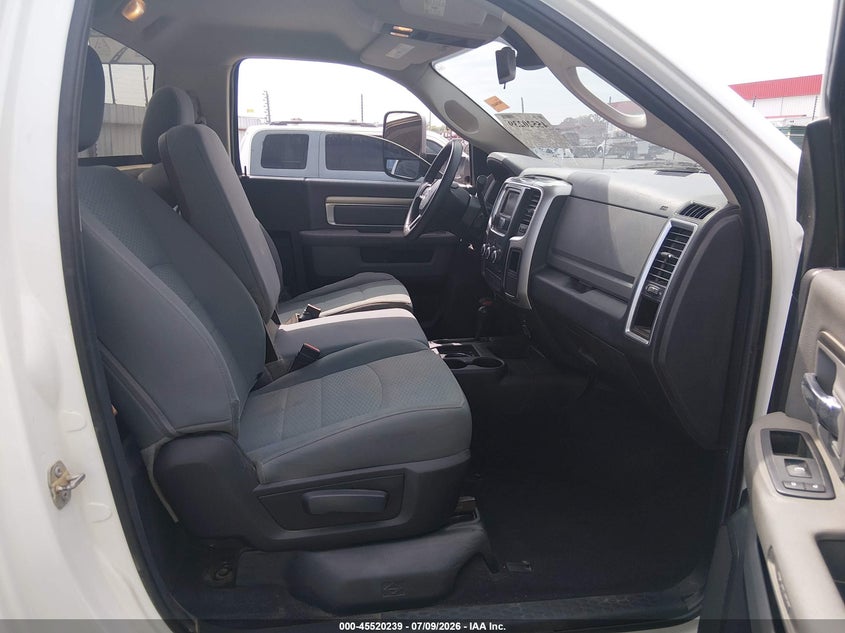 2016 RAM 3500 auction photo 5