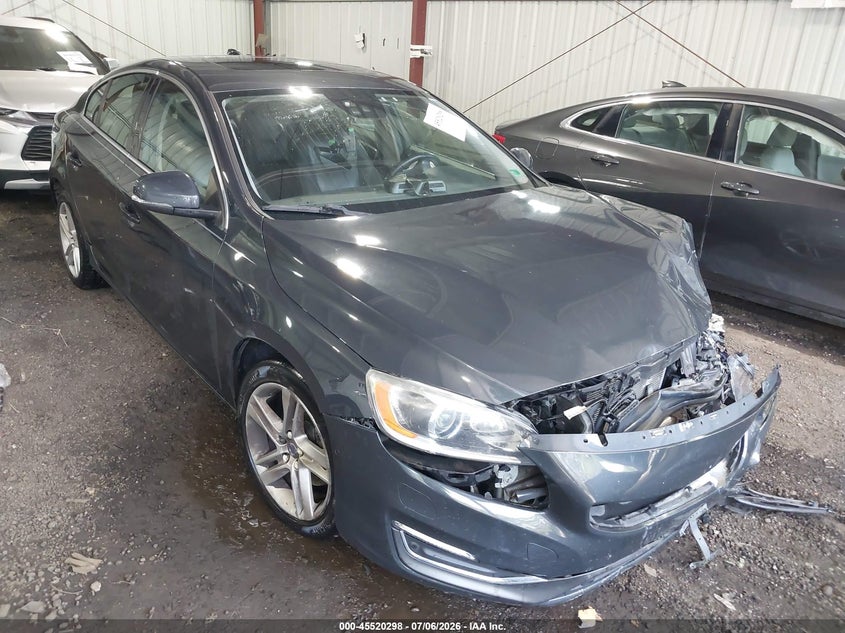 Vin: yv140mfm5f2355532, lot: 46018514, volvo s60 t5 platinum 2015 img_1