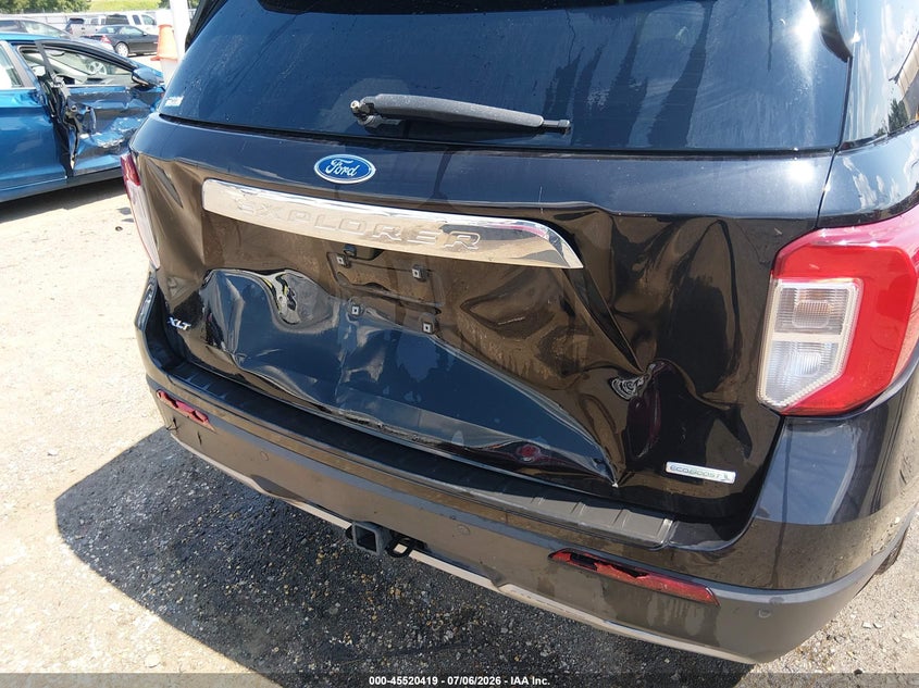 2020 FORD EXPLORER auction photo 6