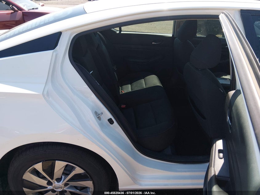 2020 NISSAN ALTIMA auction photo 8