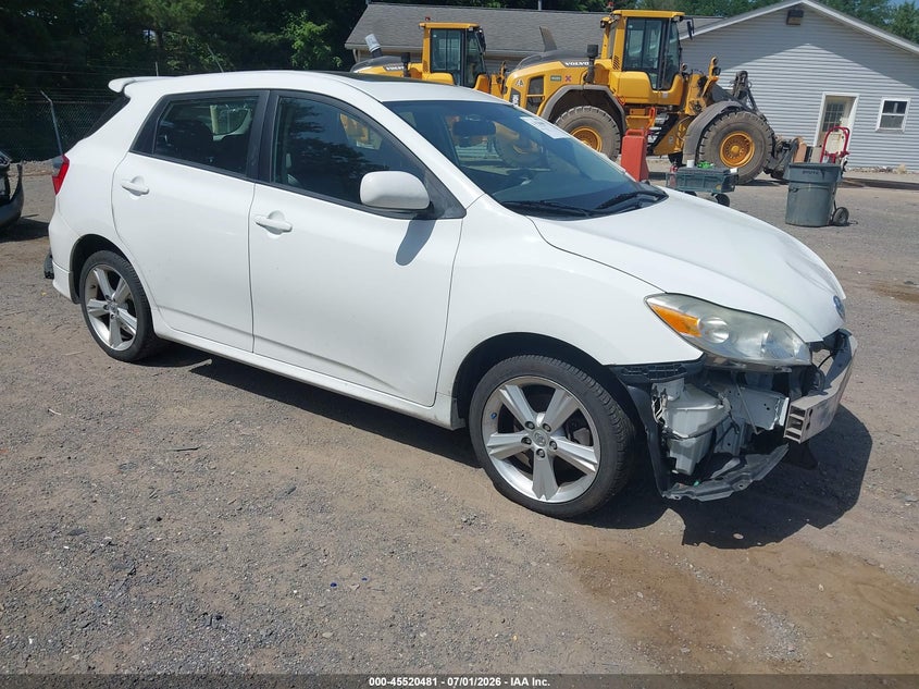 Vin: 2t1le4ee5ac018625, lot: 46018697, toyota matrix s 2010 img_1