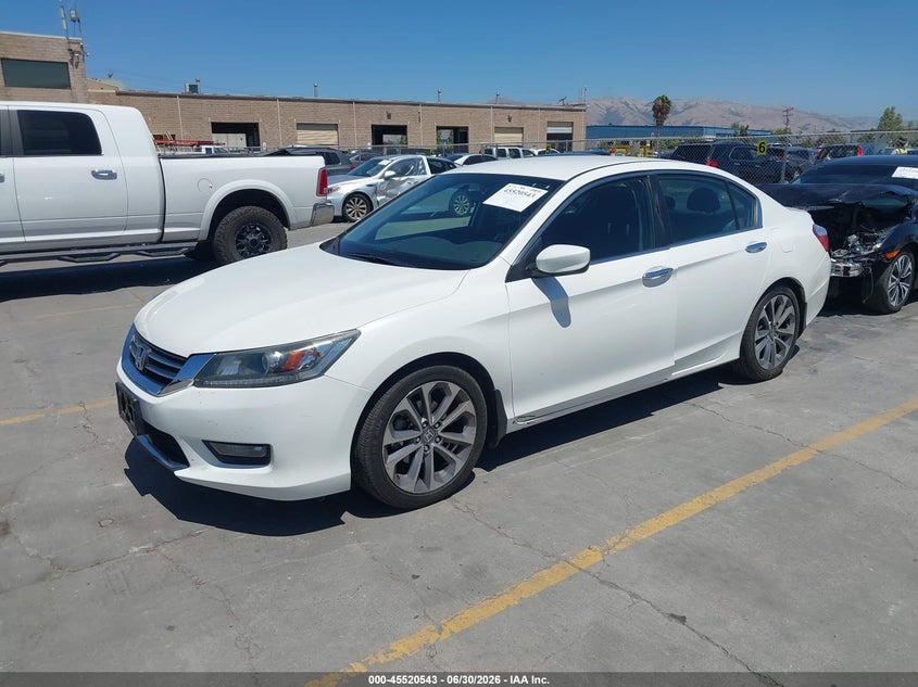 2015 HONDA ACCORD auction photo 2