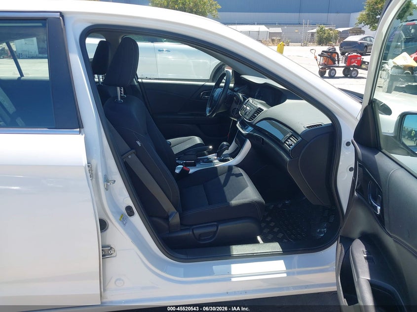 2015 HONDA ACCORD auction photo 5