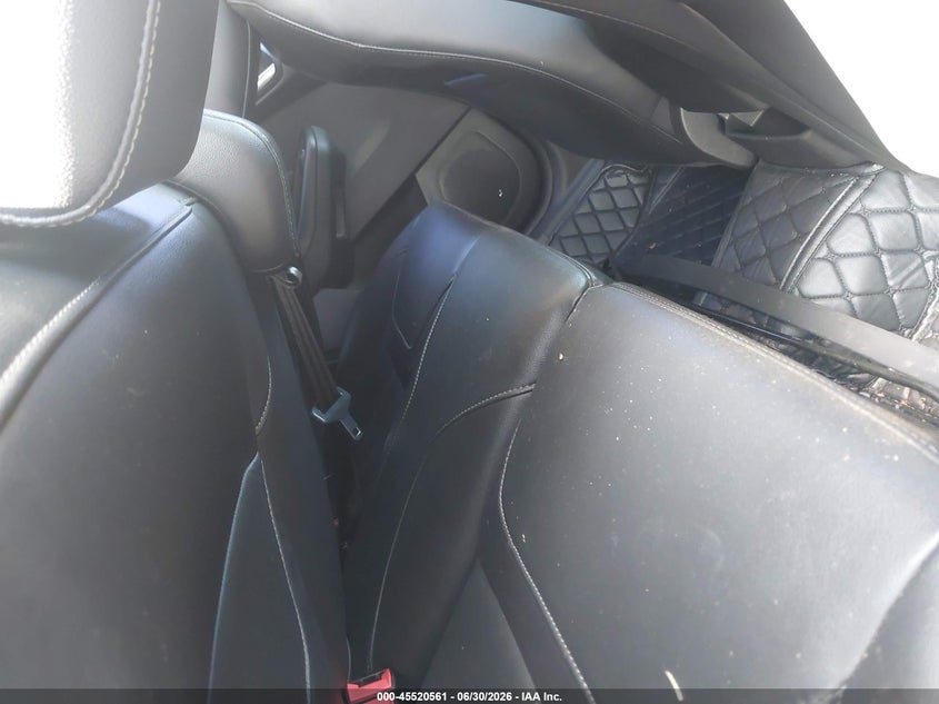 VIN 1FADP3N25HL221229 2017 FORD FOCUS TITANIUM