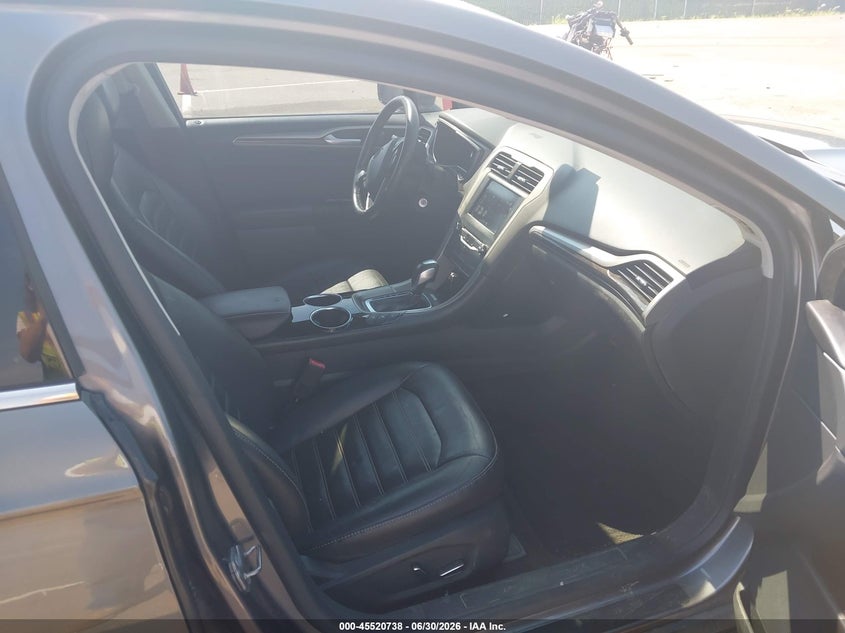 2013 FORD FUSION ENERGI auction photo 5
