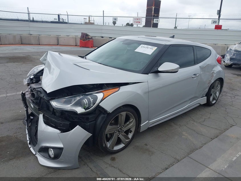 KMHTC6AE2DU108549 2013 Hyundai Veloster Turbo W/Blue photo 1