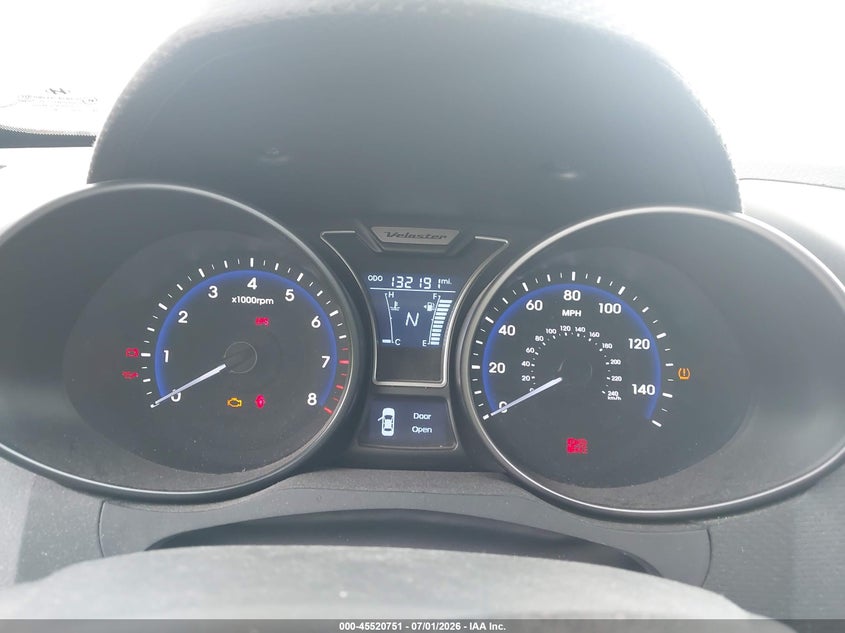 2013 Hyundai Veloster Turbo W/Blue VIN: KMHTC6AE2DU108549 Lot: 45520751