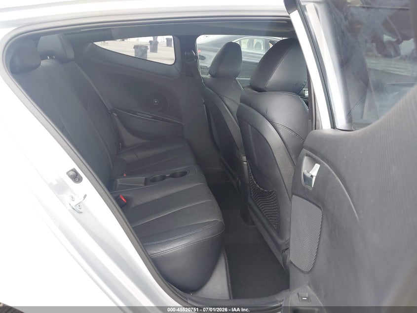 2013 Hyundai Veloster Turbo W/Blue VIN: KMHTC6AE2DU108549 Lot: 45520751