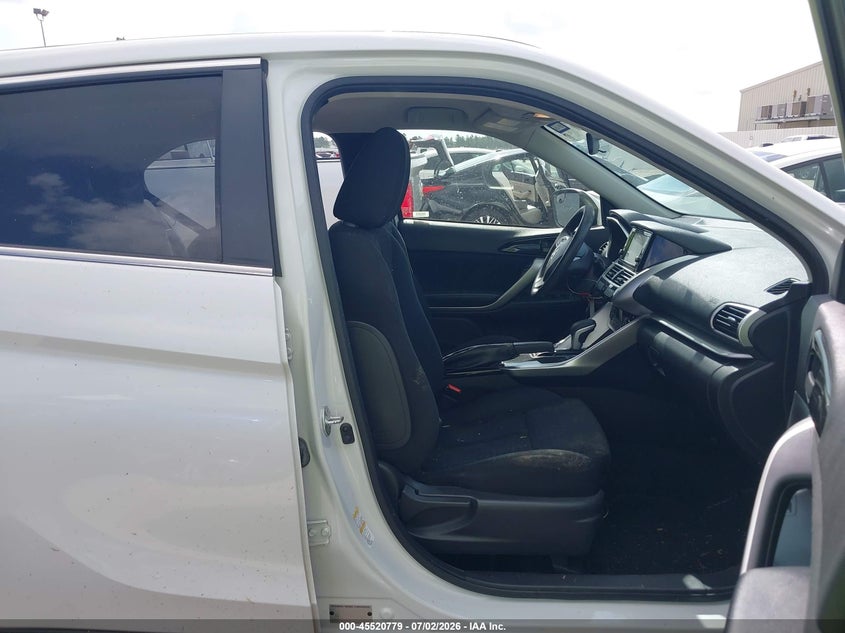 2020 MITSUBISHI ECLIPSE CROSS auction photo 5
