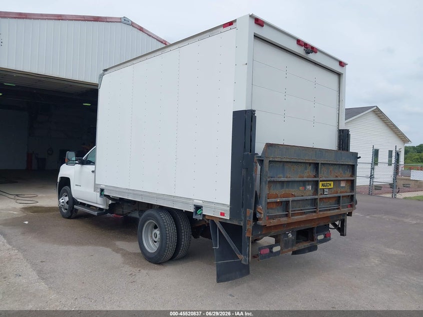 2015 CHEVROLET SILVERADO 3500HD CHASSIS auction photo 3