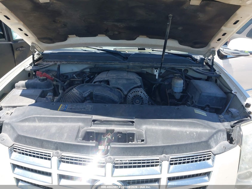 2011 Cadillac Escalade Premium VIN: 1GYS4CEF6BR190696 Lot: 45520913