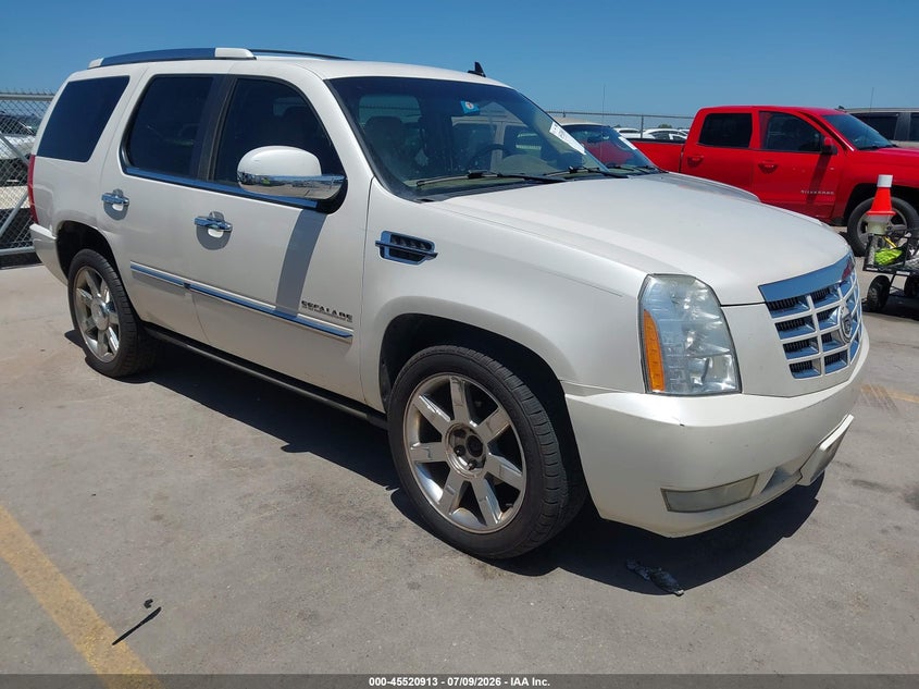 2011 CADILLAC ESCALADE auction photo 1