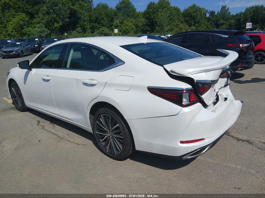 Vin: 58adz1b14nu135070, lot: 46019208, lexus es 350 20223