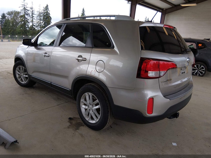 2015 KIA SORENTO auction photo 3