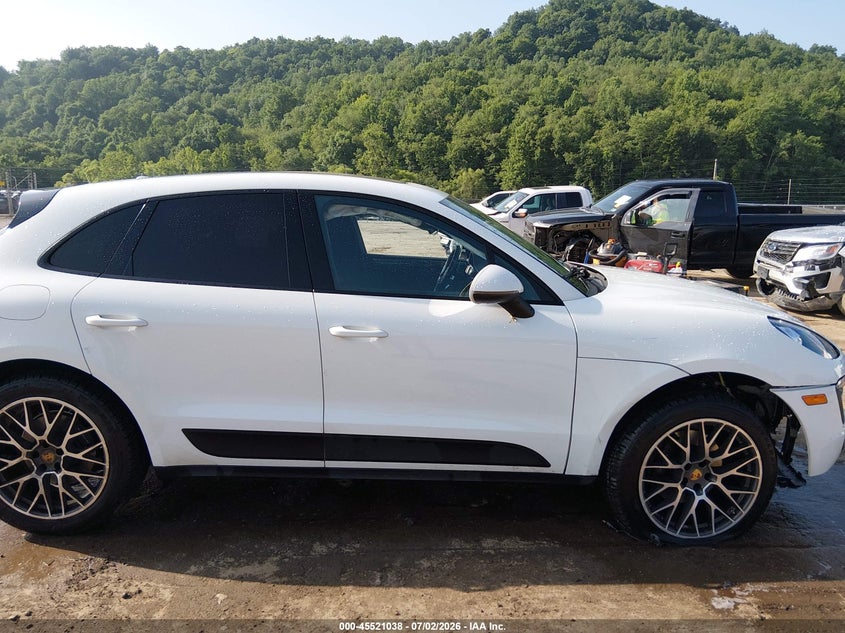 2018 Porsche Macan VIN: WP1AA2A50JLB11007 Lot: 45521038