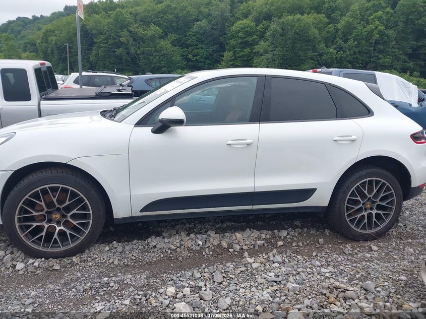 2018 Porsche Macan VIN: WP1AA2A50JLB11007 Lot: 45521038