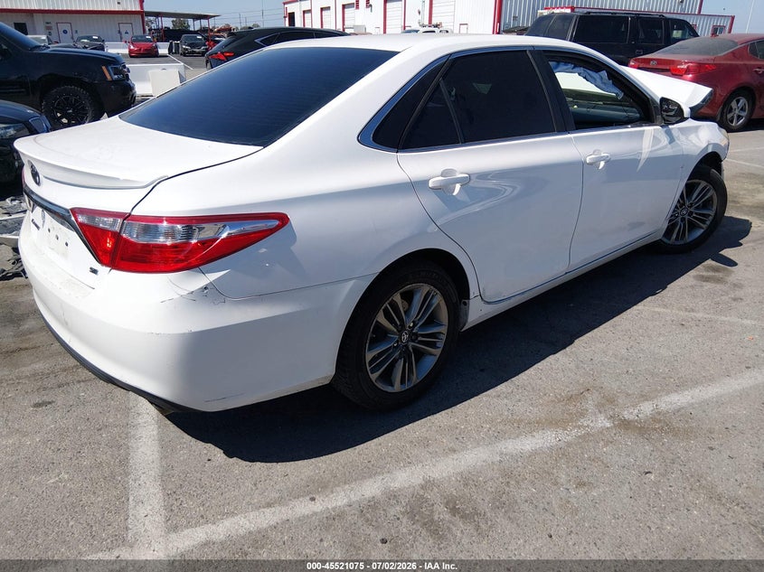 2016 TOYOTA CAMRY auction photo 4