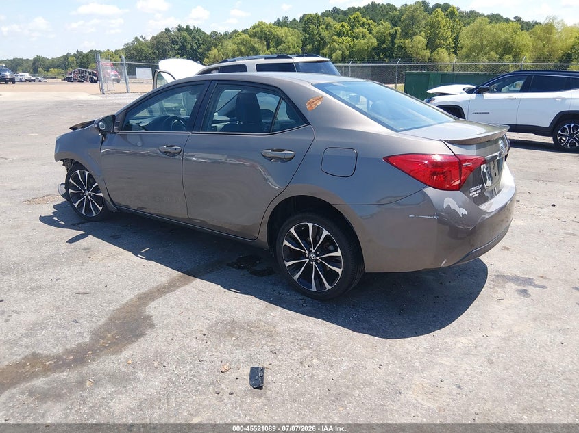 2017 TOYOTA COROLLA auction photo 3