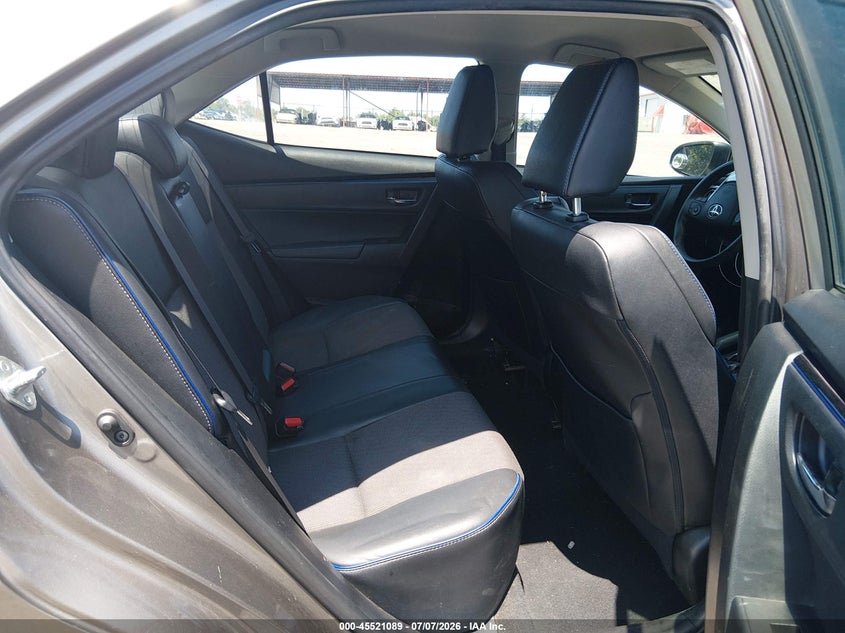 2017 TOYOTA COROLLA auction photo 8
