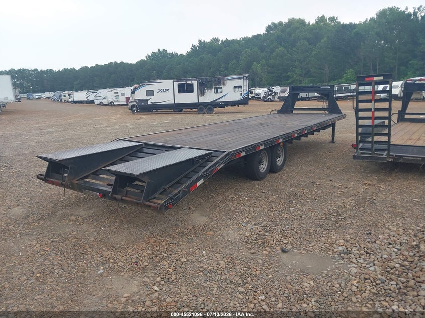 2024 MAX BUILT TRAILERS 102 X 30 auction photo 4