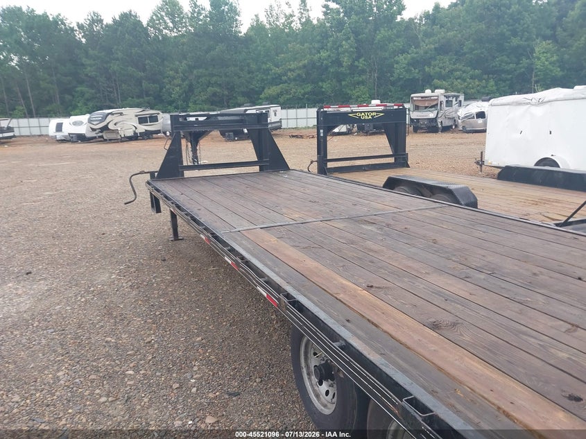2024 MAX BUILT TRAILERS 102 X 30 auction photo 5