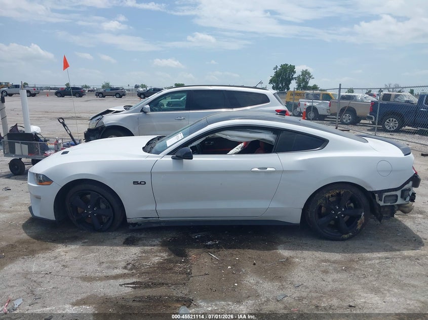 FORD MUSTANG - zdjęcie 14