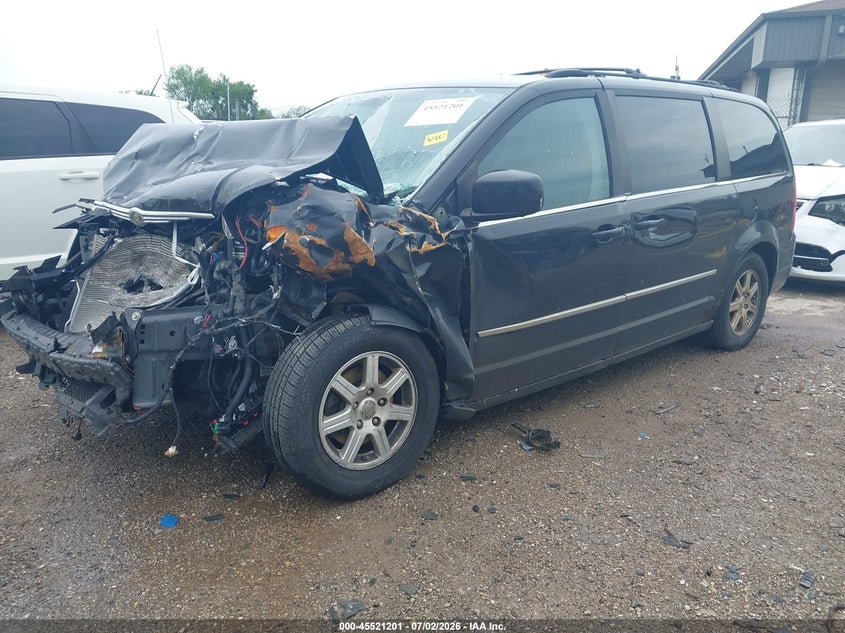 2A4RR8D14AR496047 2010 CHRYSLER TOWN & COUNTRY TOURING PLUS photo 1
